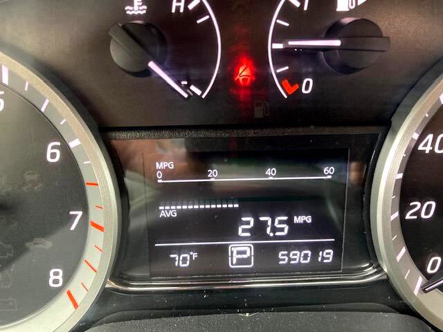 Used 2013 Nissan Sentra SR w/ Driver Pkg image 36