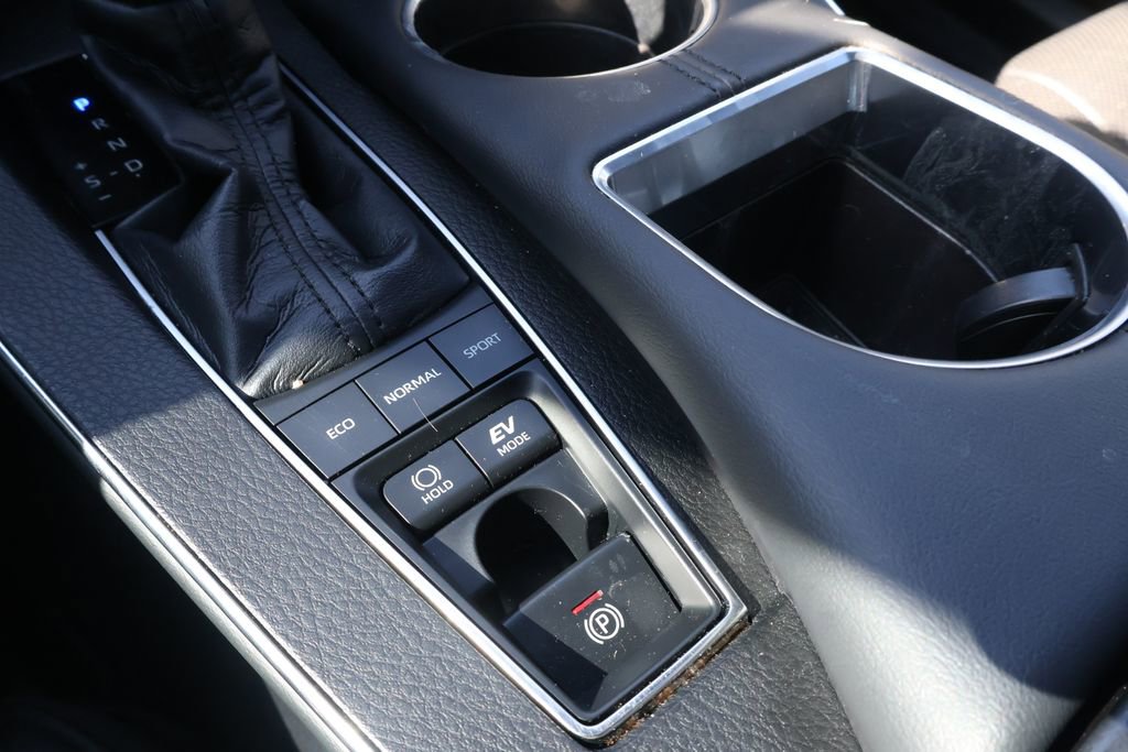 Used 2020 Toyota Avalon XSE w/ Carpet Mat Package FWD image 26