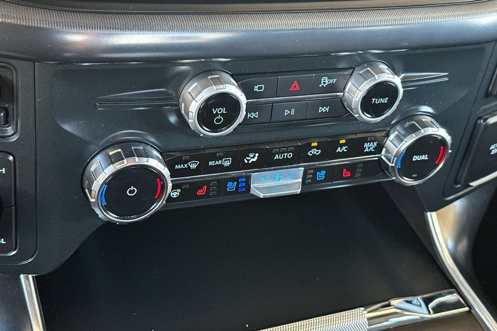 Used 2025 Ford F150 Raptor AWD/4WD image 27