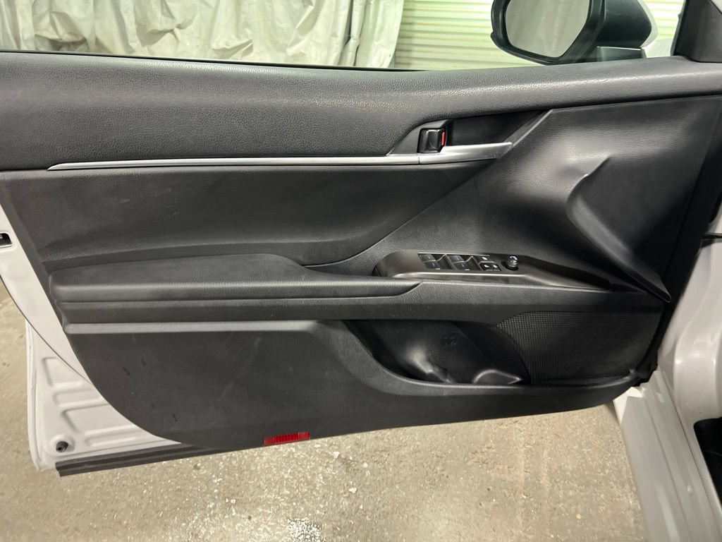 Used 2024 Toyota Camry LE FWD image 20