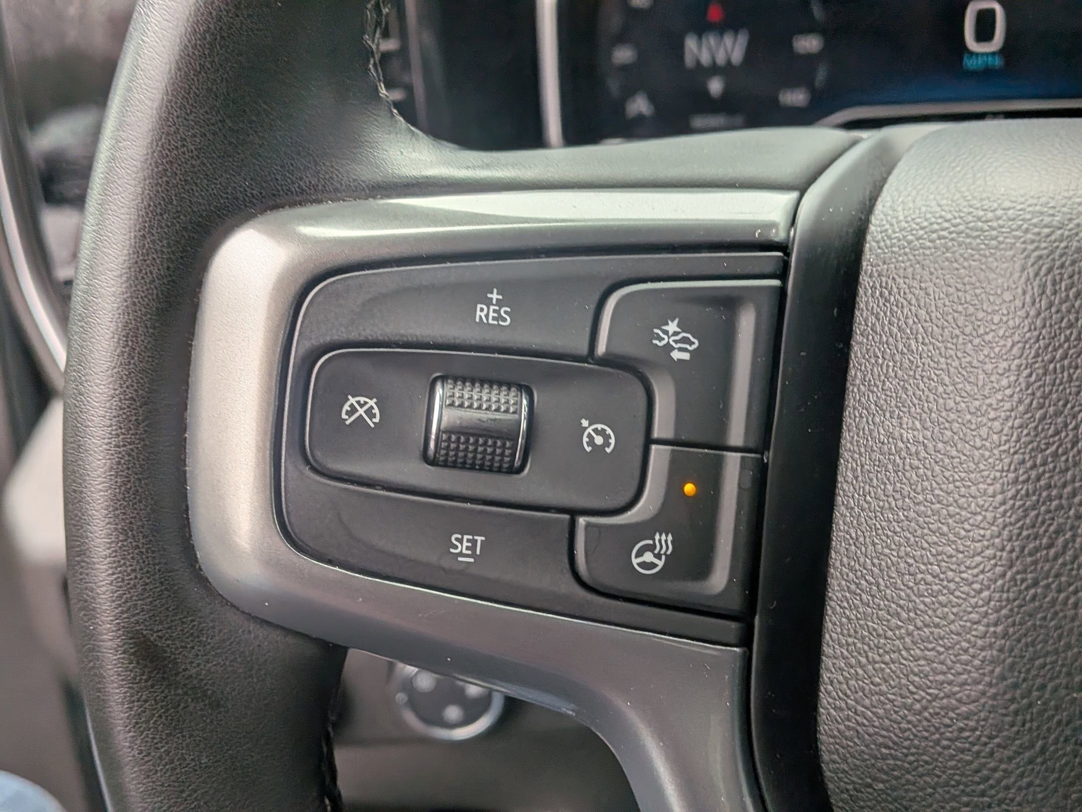 Used 2024 Chevrolet Silverado 1500 LT image 21