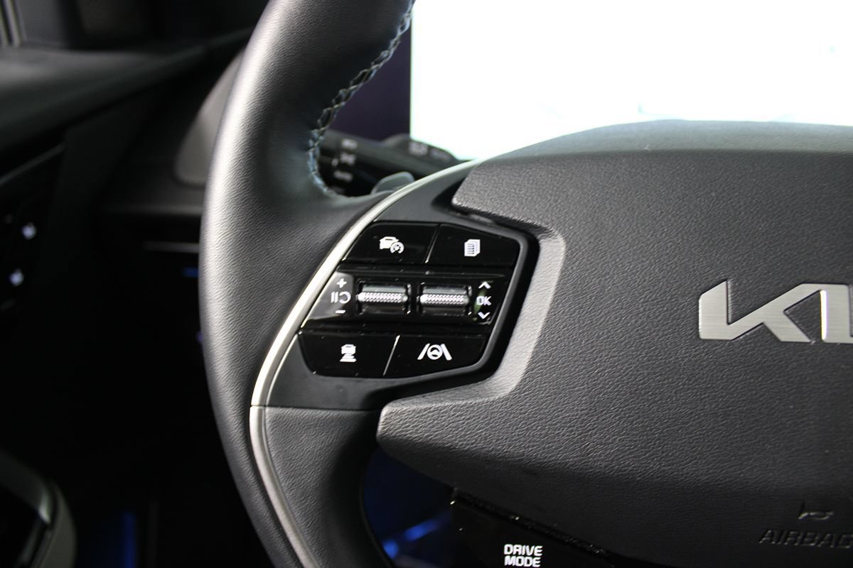 Used 2024 Kia EV6 GT-Line AWD/4WD image 25