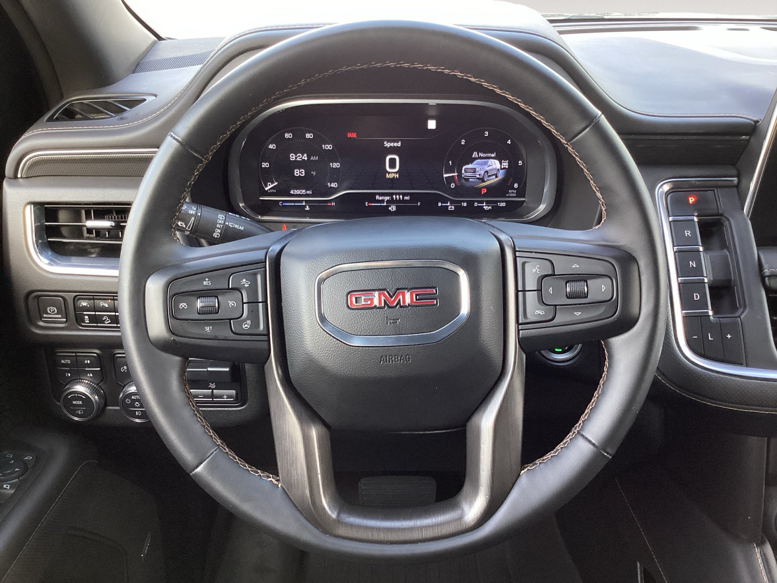 Used 2023 GMC Yukon AT4 w/ AT4 Premium Plus Package AWD/4WD image 19