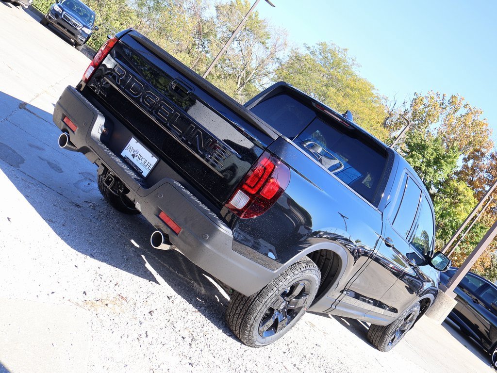 New 2026 Honda Ridgeline Black Edition image 7