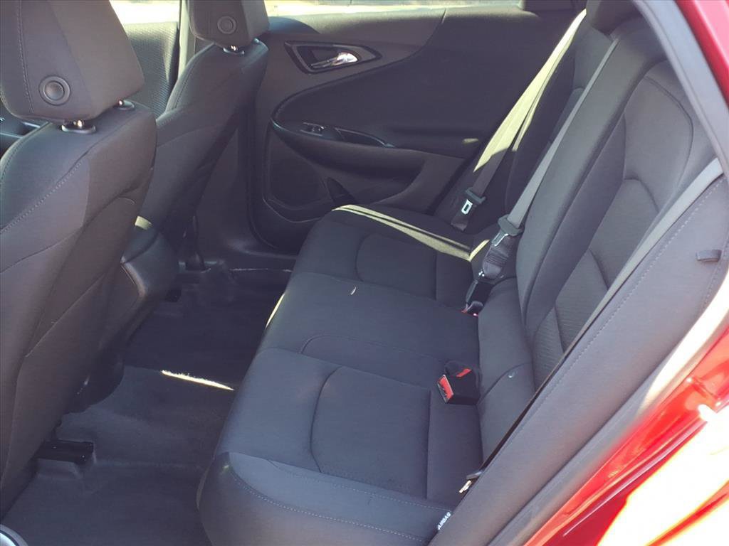 Used 2025 Chevrolet Malibu RS FWD image 21