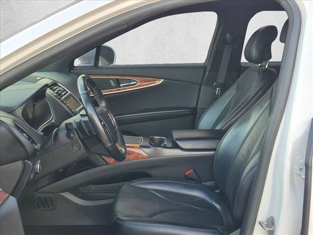 Used 2019 Lincoln Nautilus Reserve AWD/4WD image 16