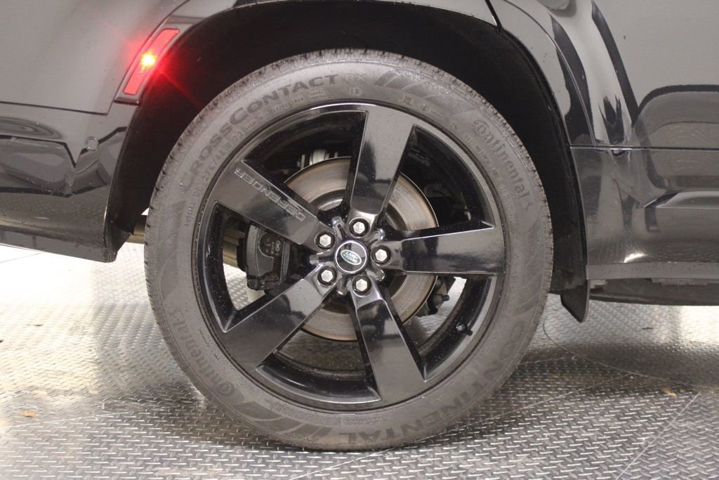 Certified 2024 Land Rover Defender 130 V8 image 19