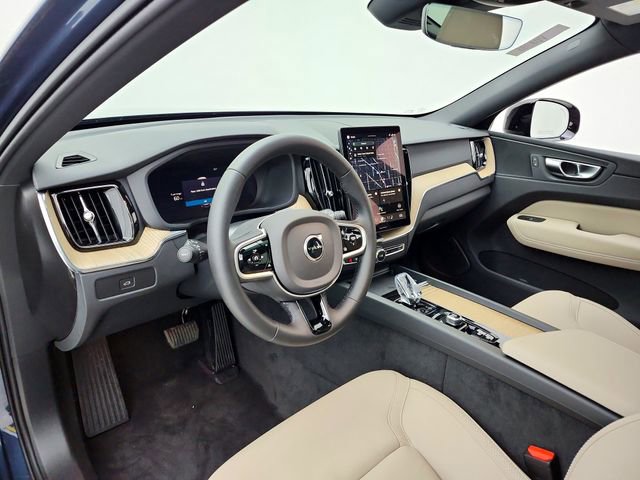 New 2026 Volvo XC60 B5 Plus w/ Climate Package image 20