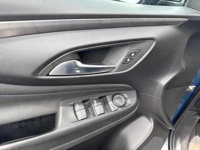 Used 2024 Buick Envista Sport Touring w/ Convenience I Package FWD image 18