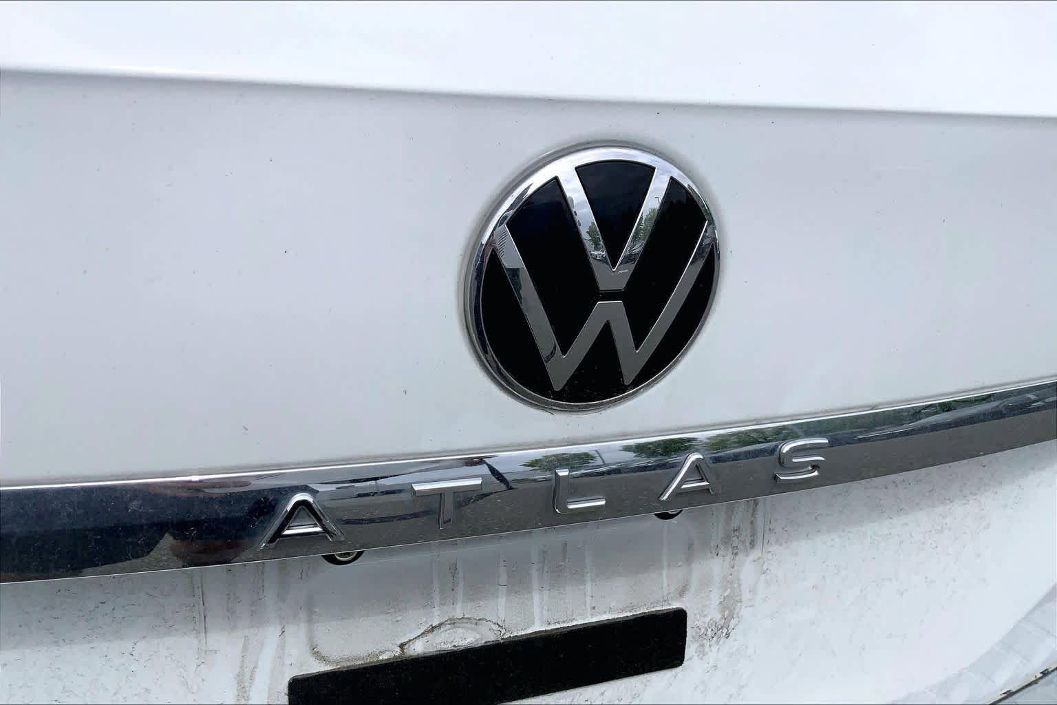 Used 2021 Volkswagen Atlas SE w/ Panoramic Sunroof Package AWD/4WD image 31
