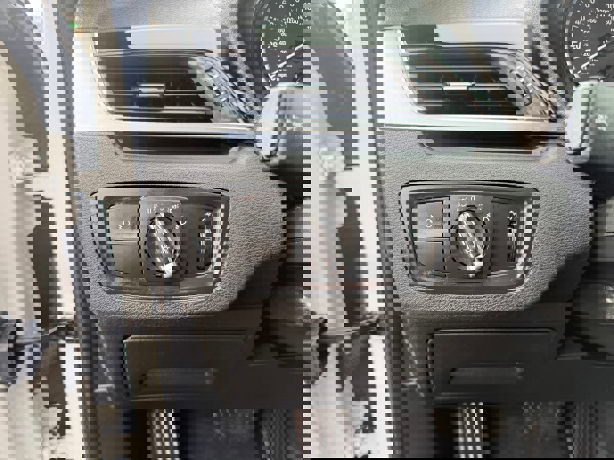 Used 2018 BMW X1 sDrive28i image 21