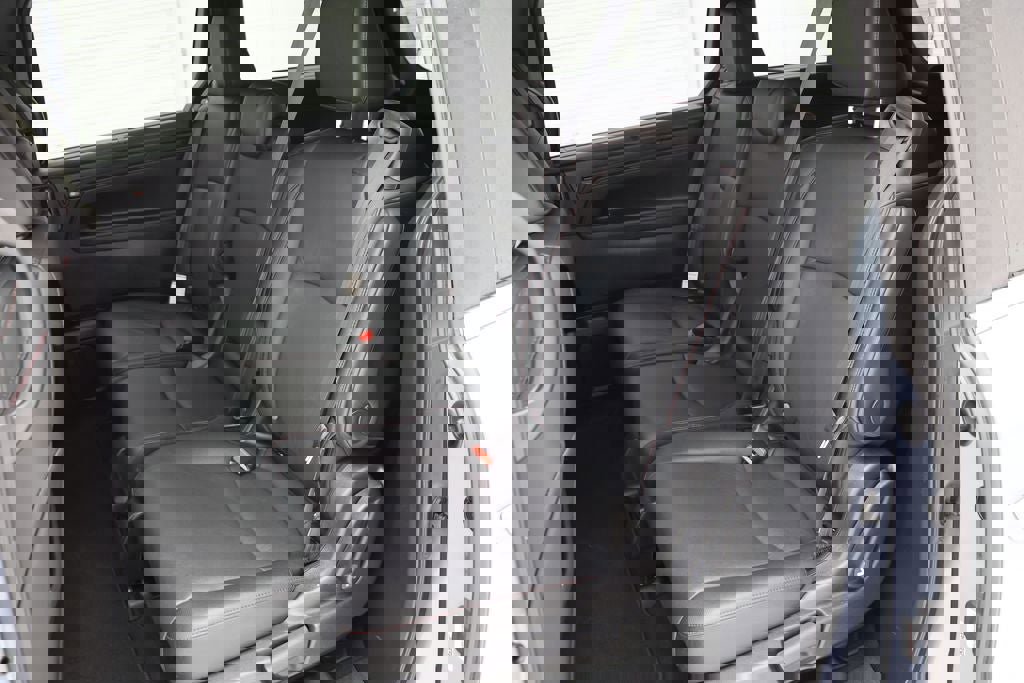 Used 2025 Honda Odyssey Sport-L image 11