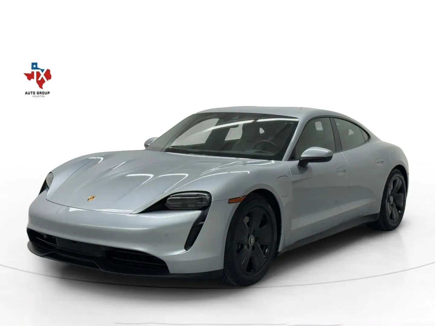 Used 2021 Porsche Taycan image 4
