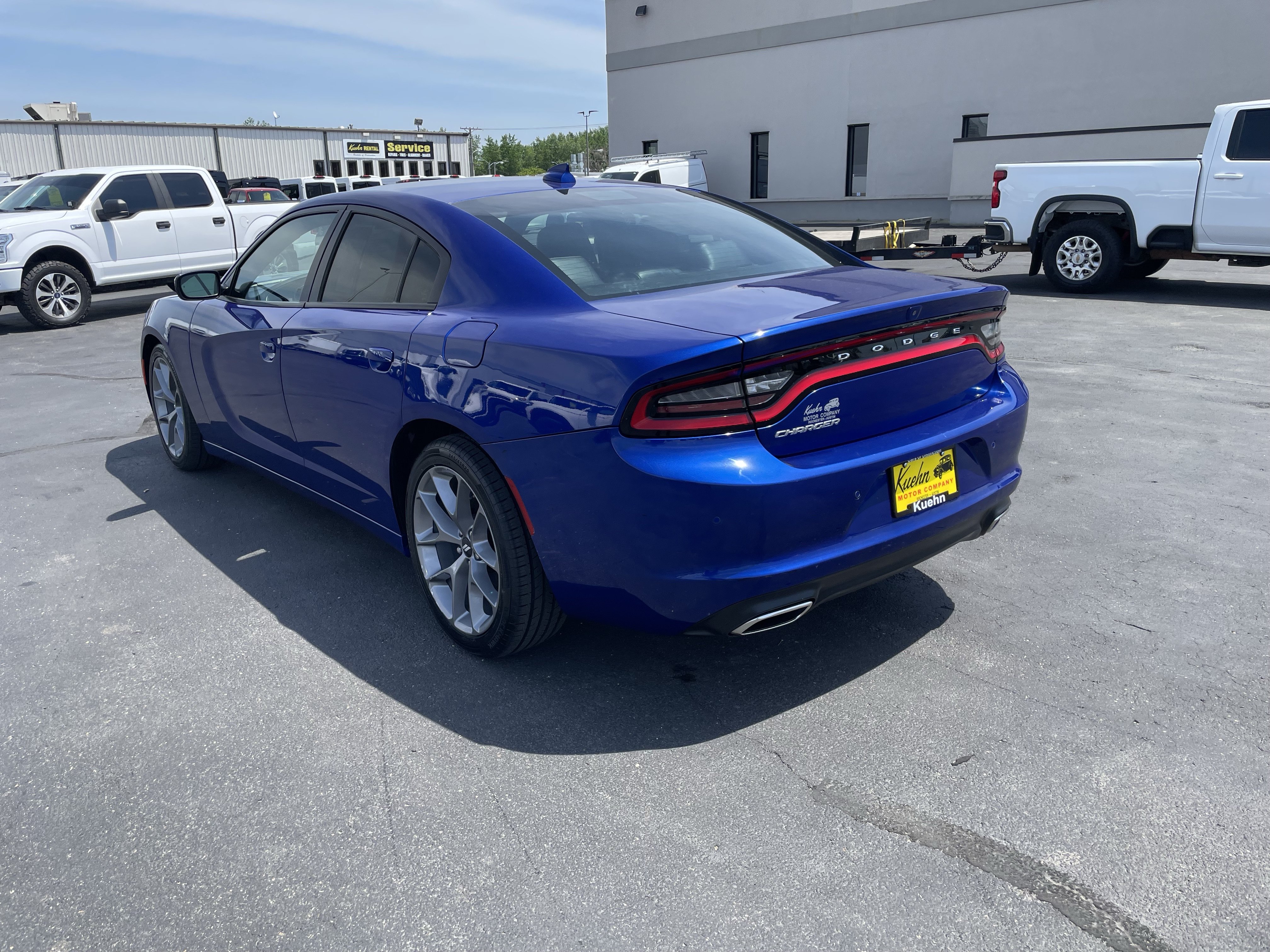 Used 2021 Dodge Charger SXT w/ Plus Group RWD image 6