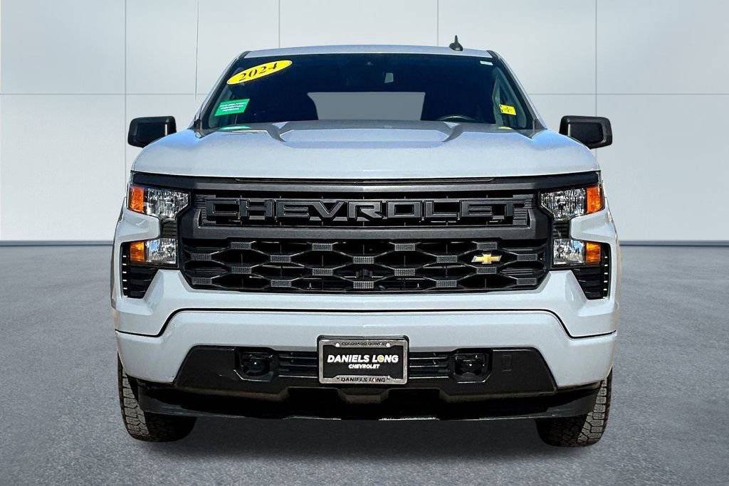 Used 2024 Chevrolet Silverado 1500 Custom image 3