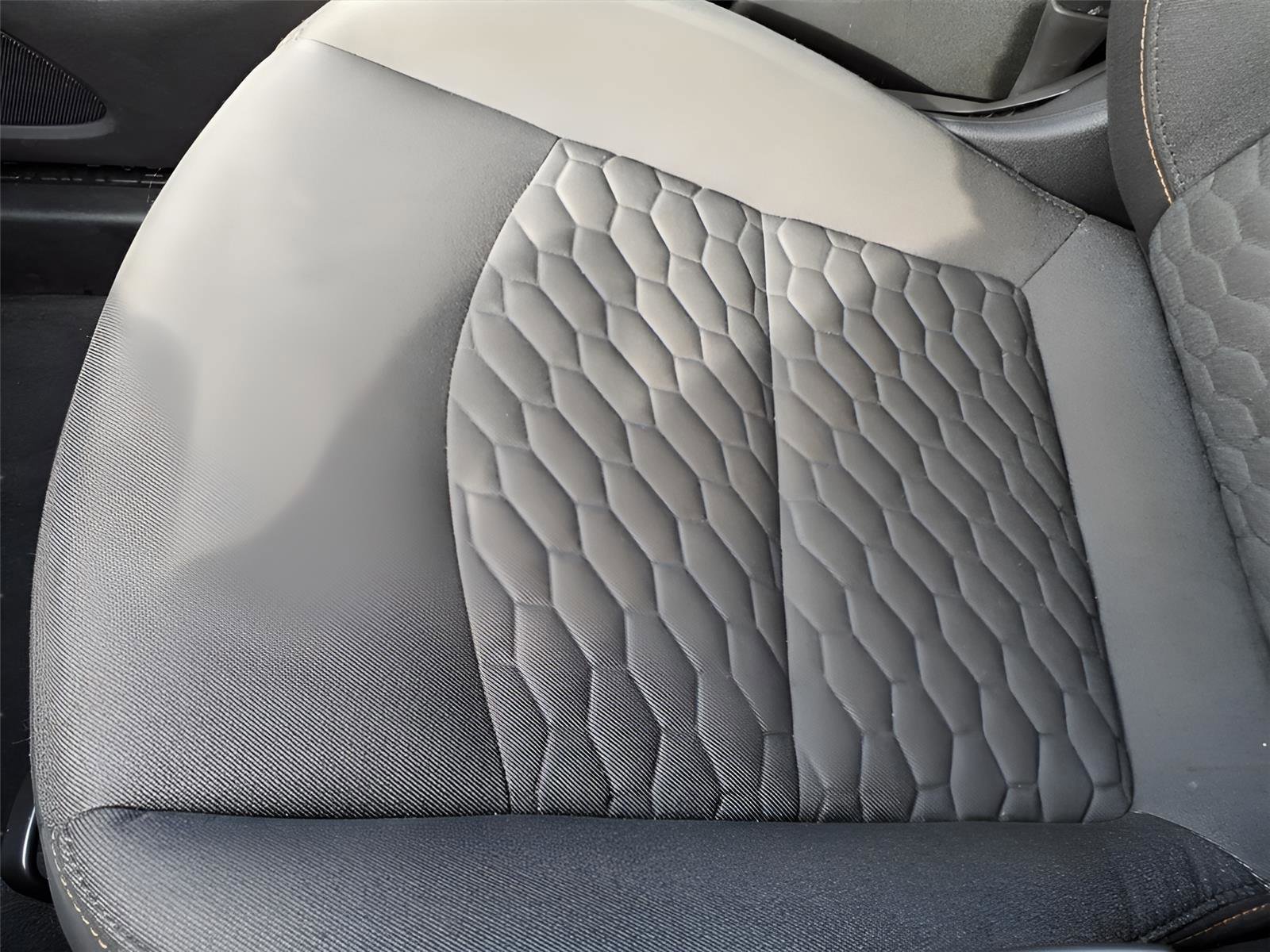 Used 2020 Chevrolet Equinox LT image 26