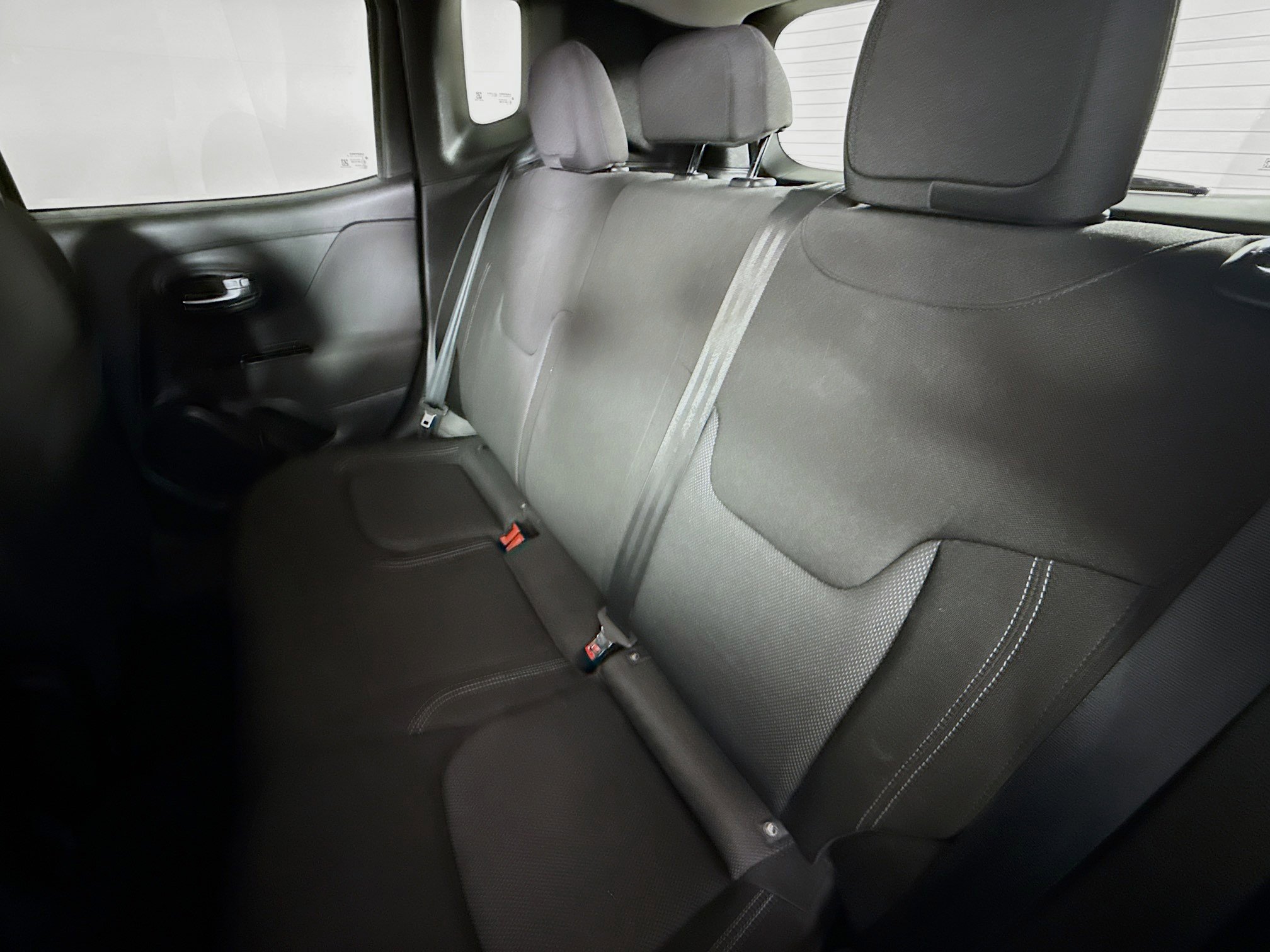 Used 2021 Jeep Renegade Sport image 28