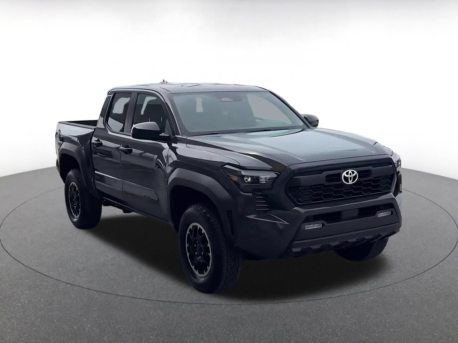 Used 2025 Toyota Tacoma TRD Off-Road AWD/4WD image 3