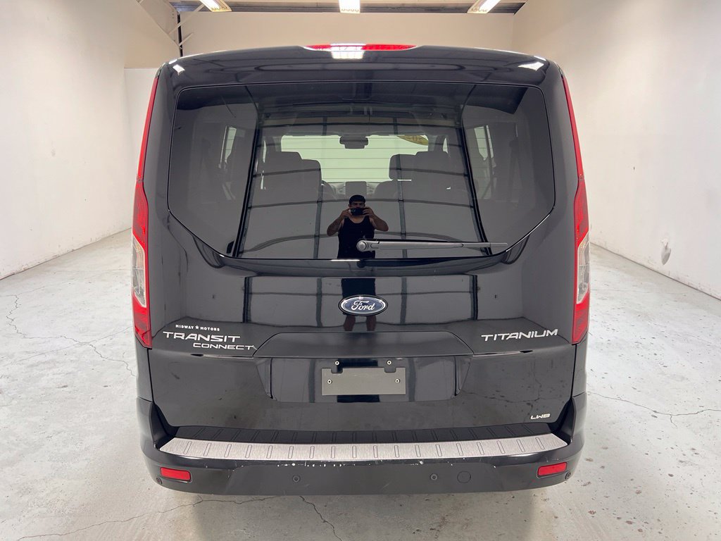 Used 2023 Ford Transit Connect Titanium FWD image 10