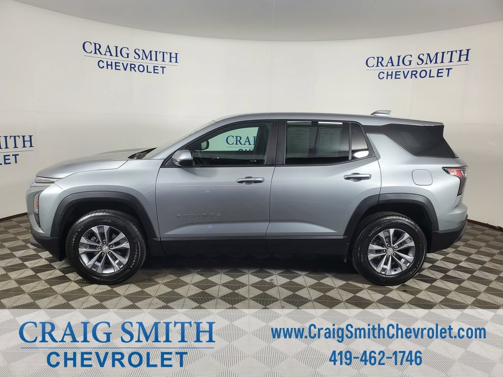 Used 2025 Chevrolet Equinox LT FWD image 2