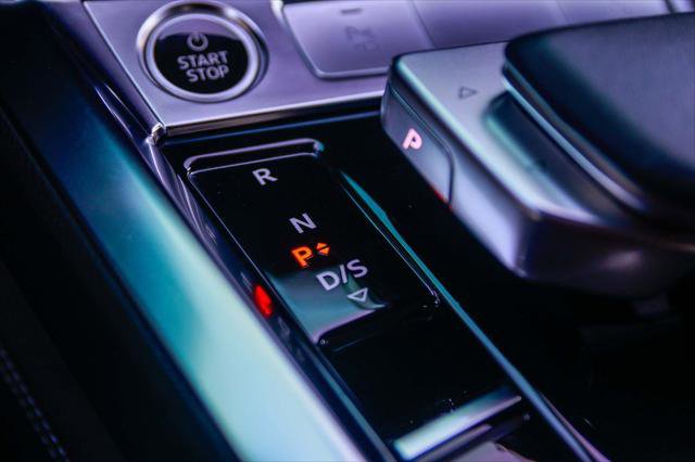 Certified 2023 Audi e-tron Premium Plus w/ Premium Plus Package AWD/4WD image 26