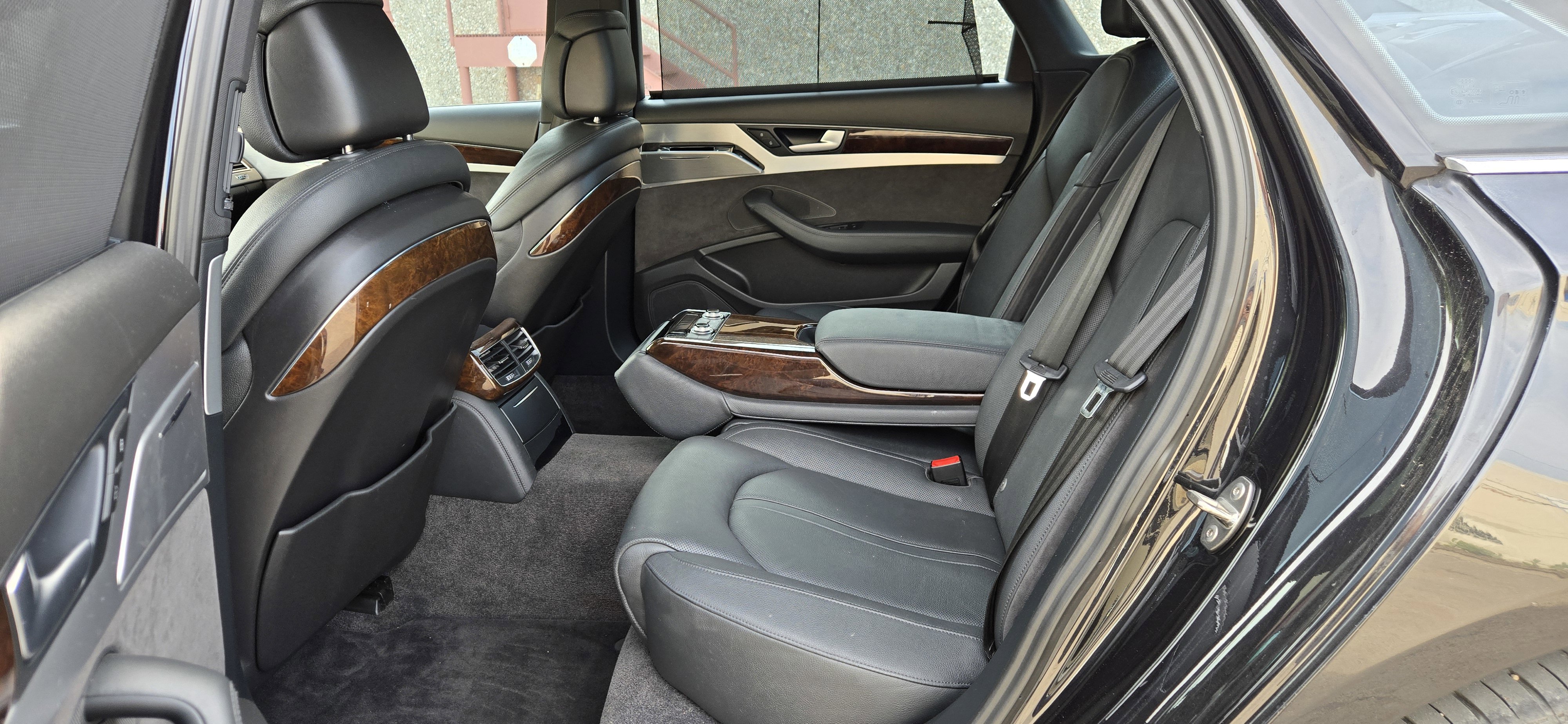 Used 2014 Audi A8 L 3.0T w/ Premium Package image 18