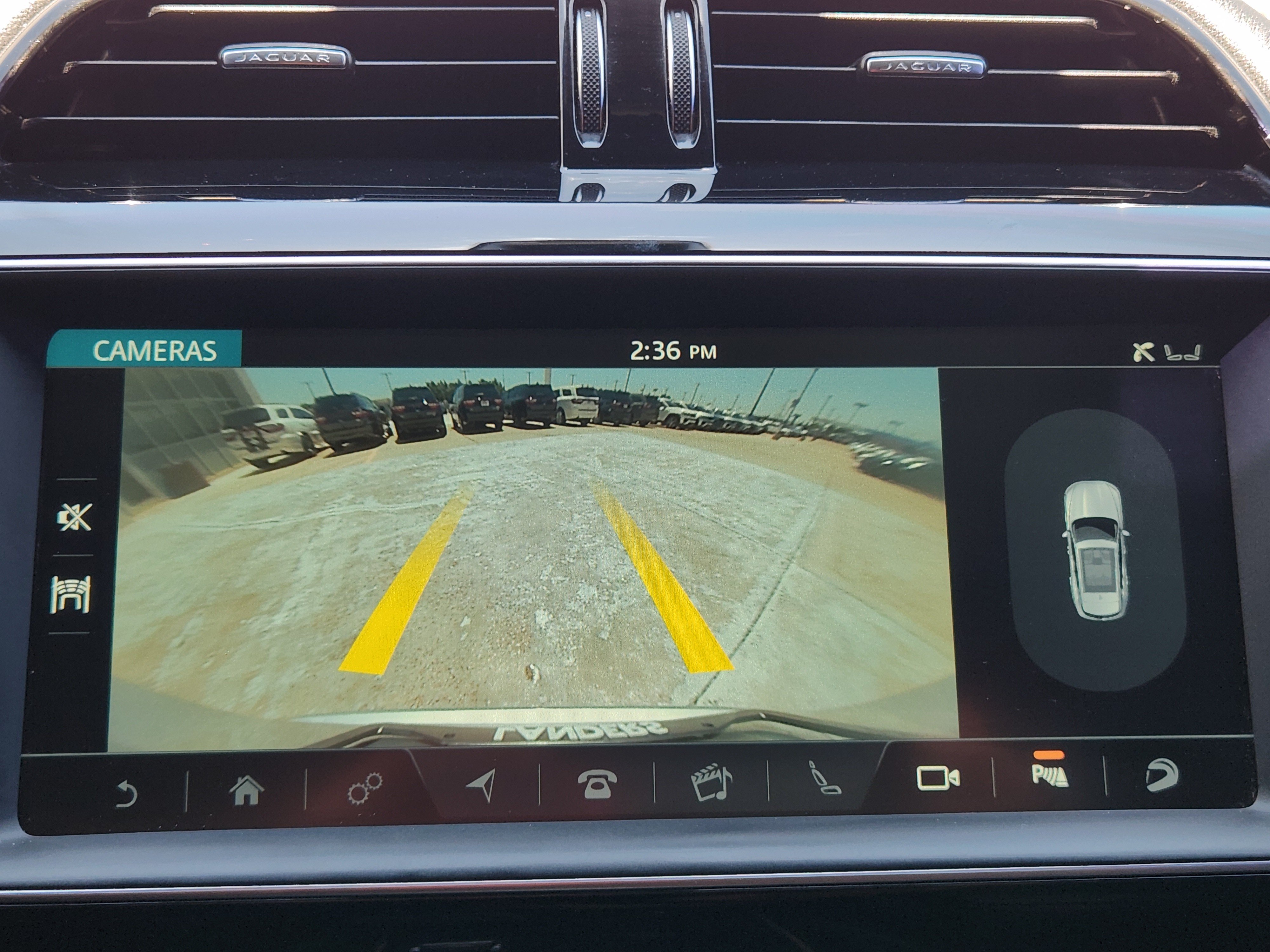 Used 2017 Jaguar F-PACE S AWD/4WD image 19