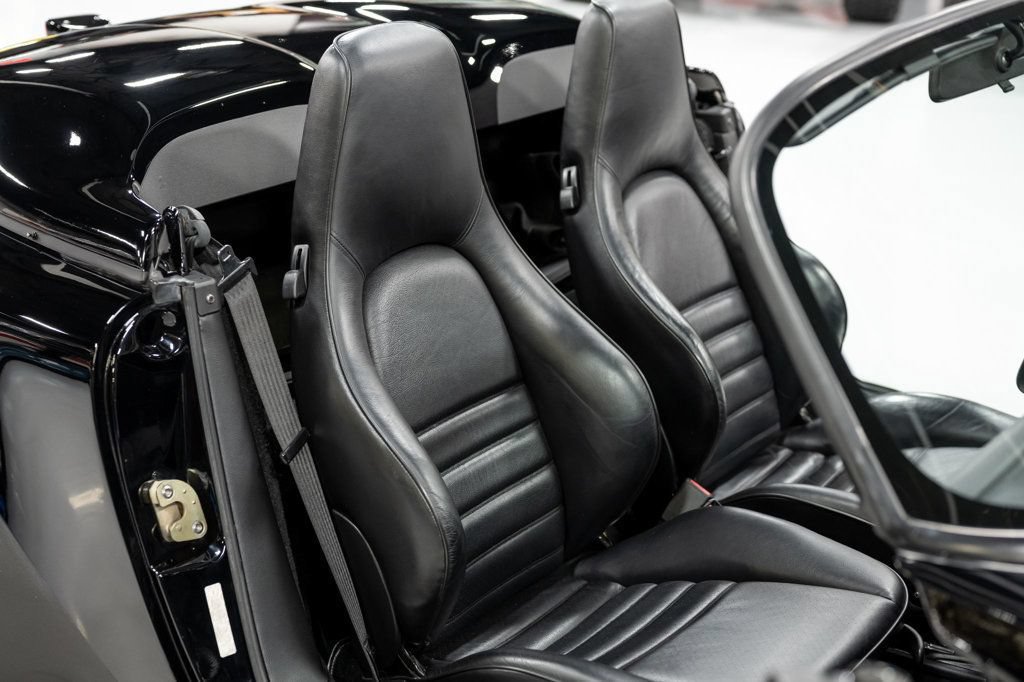 Used 1989 Porsche 911 Carrera RWD image 25