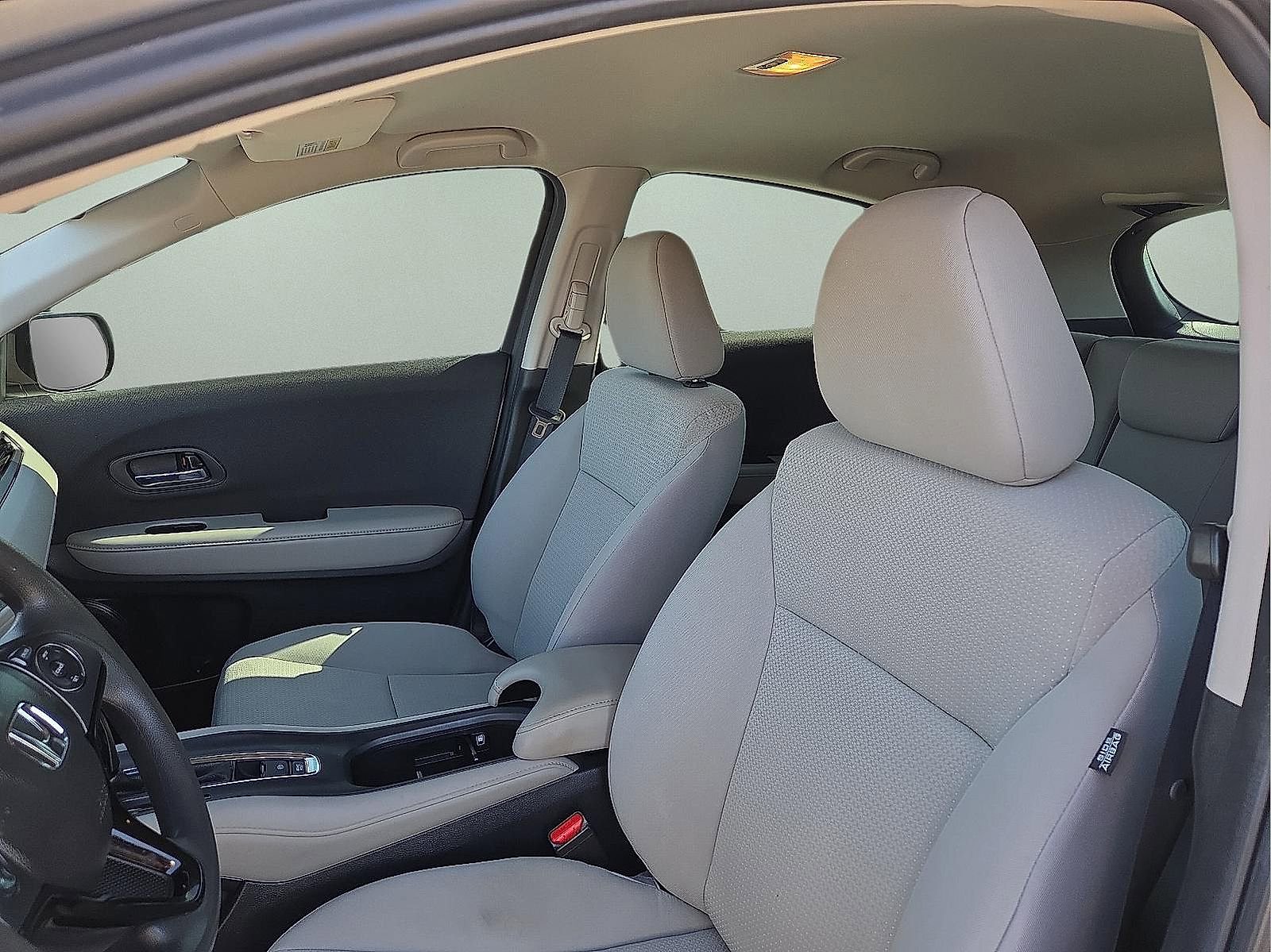 Used 2021 Honda HR-V LX image 13