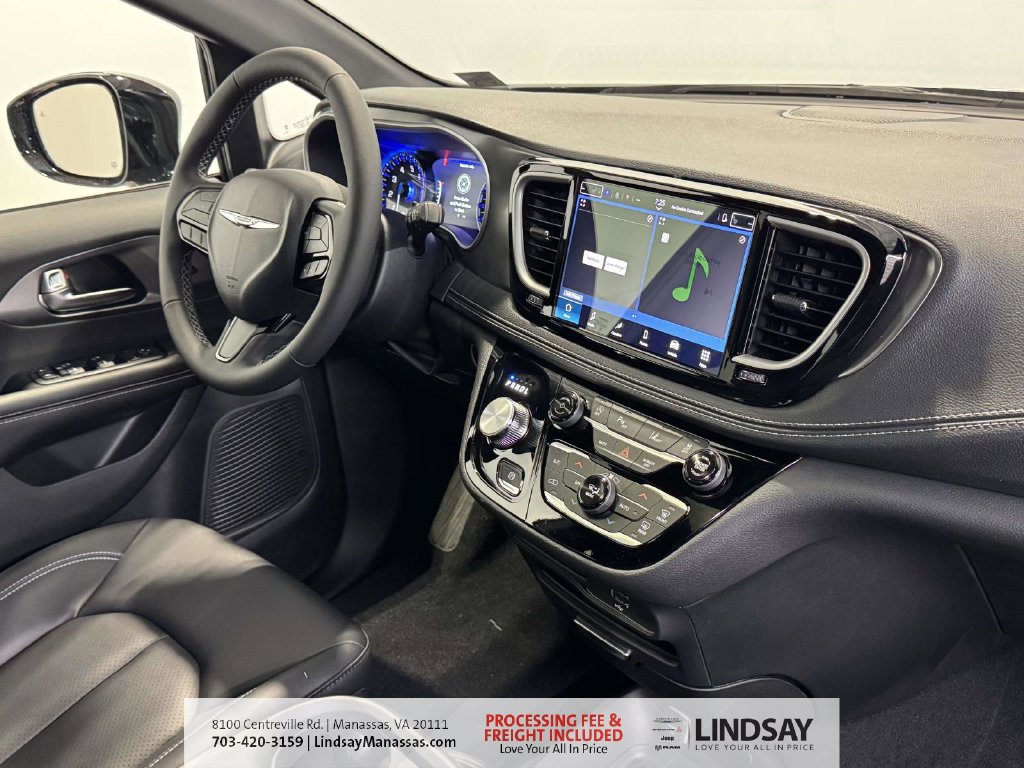 New 2026 Chrysler Pacifica Select w/ S Appearance Package FWD image 11