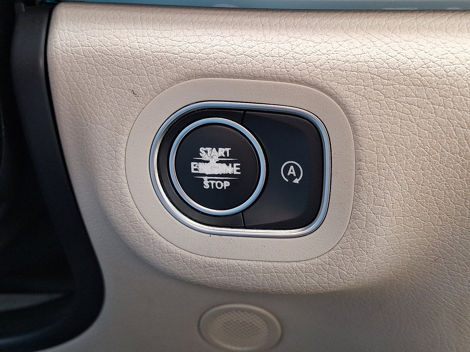 Used 2020 Mercedes-Benz GLE 350 4MATIC image 26