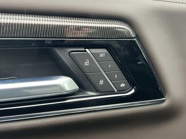 New 2026 GMC Yukon XL Elevation image 16