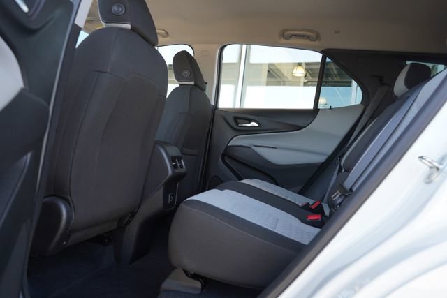 Used 2022 Chevrolet Equinox LS w/ LS Convenience Package FWD image 26