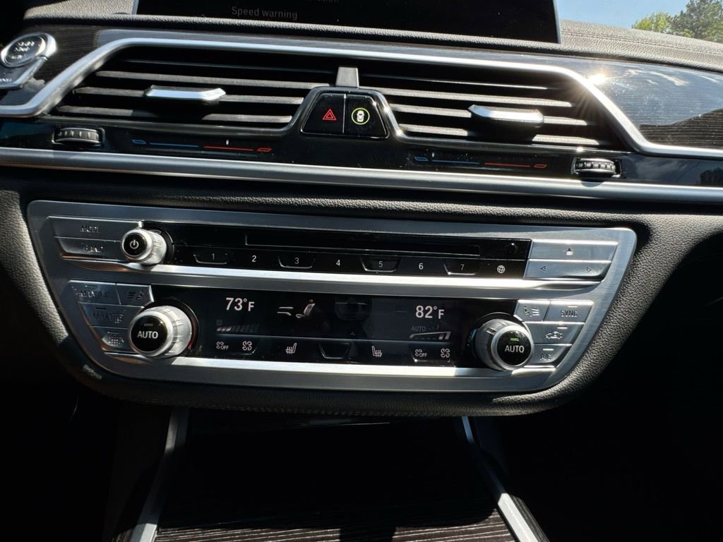 Used 2019 BMW 740i w/ M Sport Package image 25