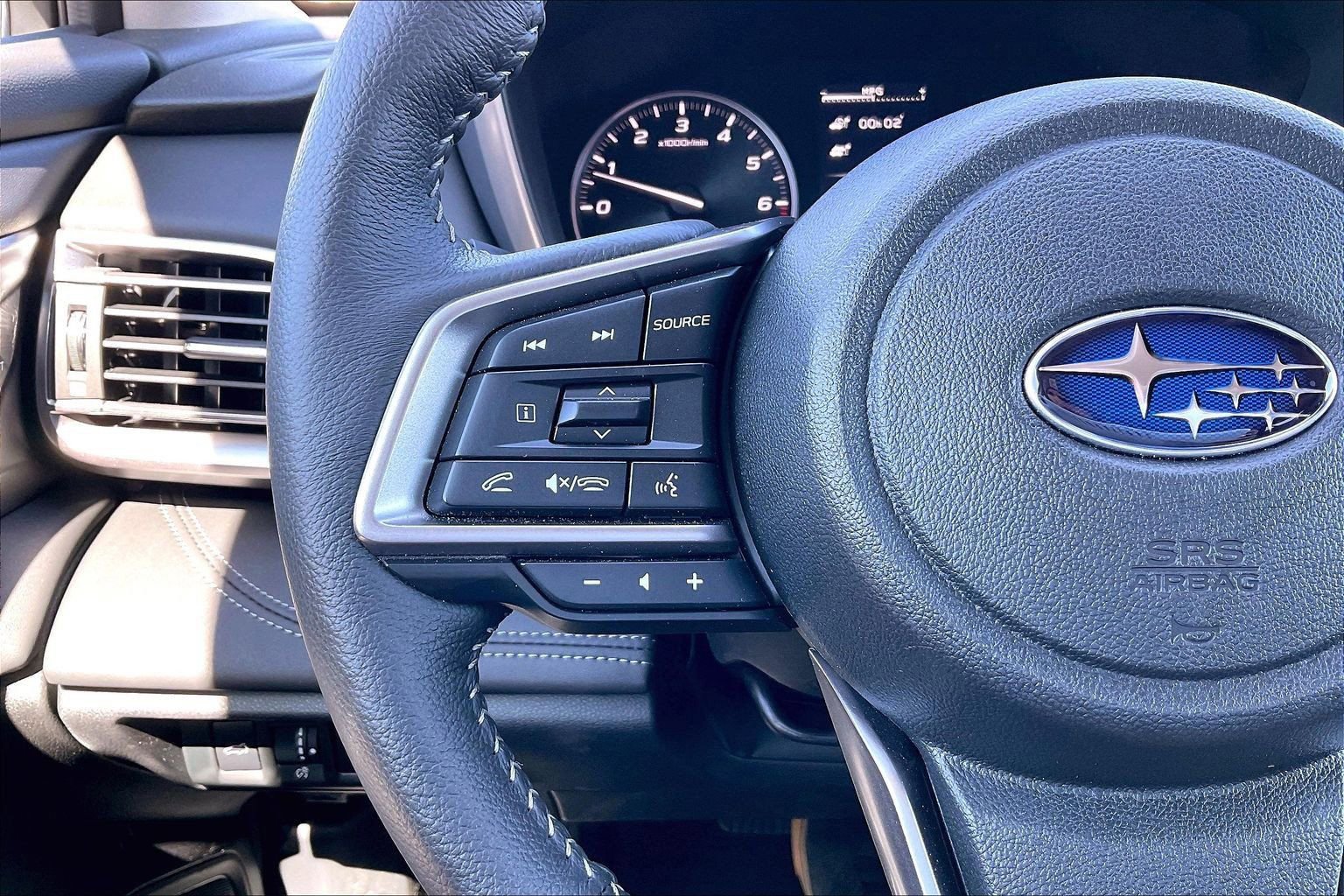 Certified 2025 Subaru Outback Limited image 24