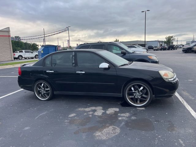 Used 2005 Chevrolet Malibu LS w/ Preferred Equipment Group FWD image 2