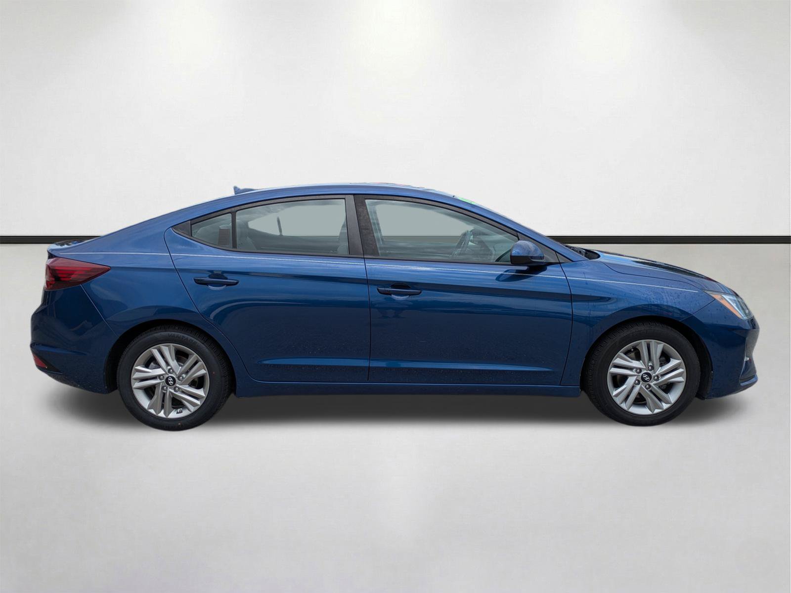 Used 2020 Hyundai Elantra Value Edition FWD image 4