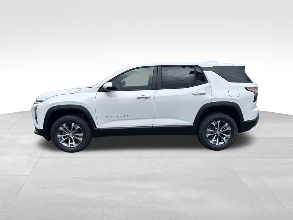 New 2026 Chevrolet Equinox LT image 2