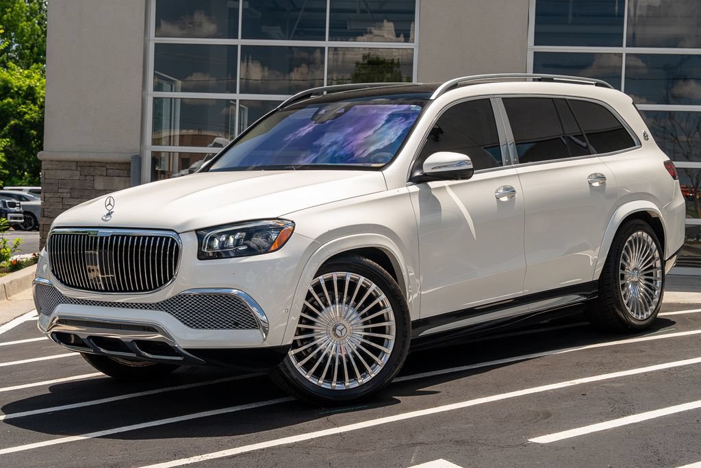 Used 2023 Mercedes-Benz Maybach GLS 600 4MATIC image 2