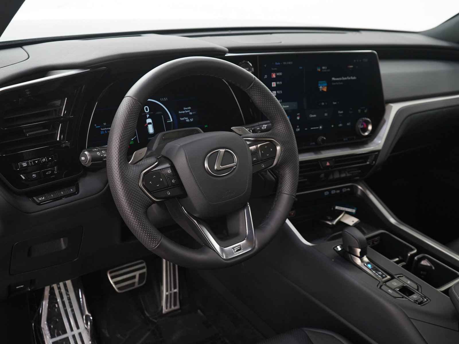 Used 2024 Lexus TX 500h AWD image 26