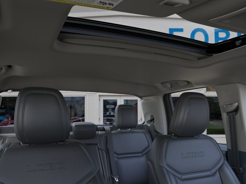 New 2025 Ford Maverick Lobo AWD/4WD image 12