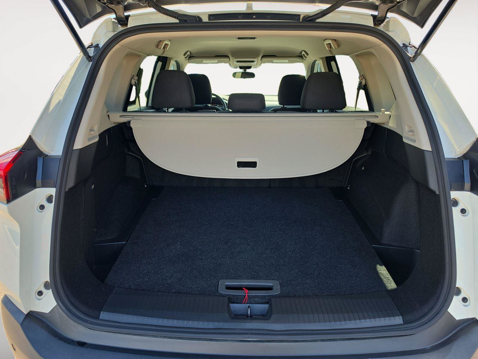 Used 2022 Nissan Rogue S FWD image 20