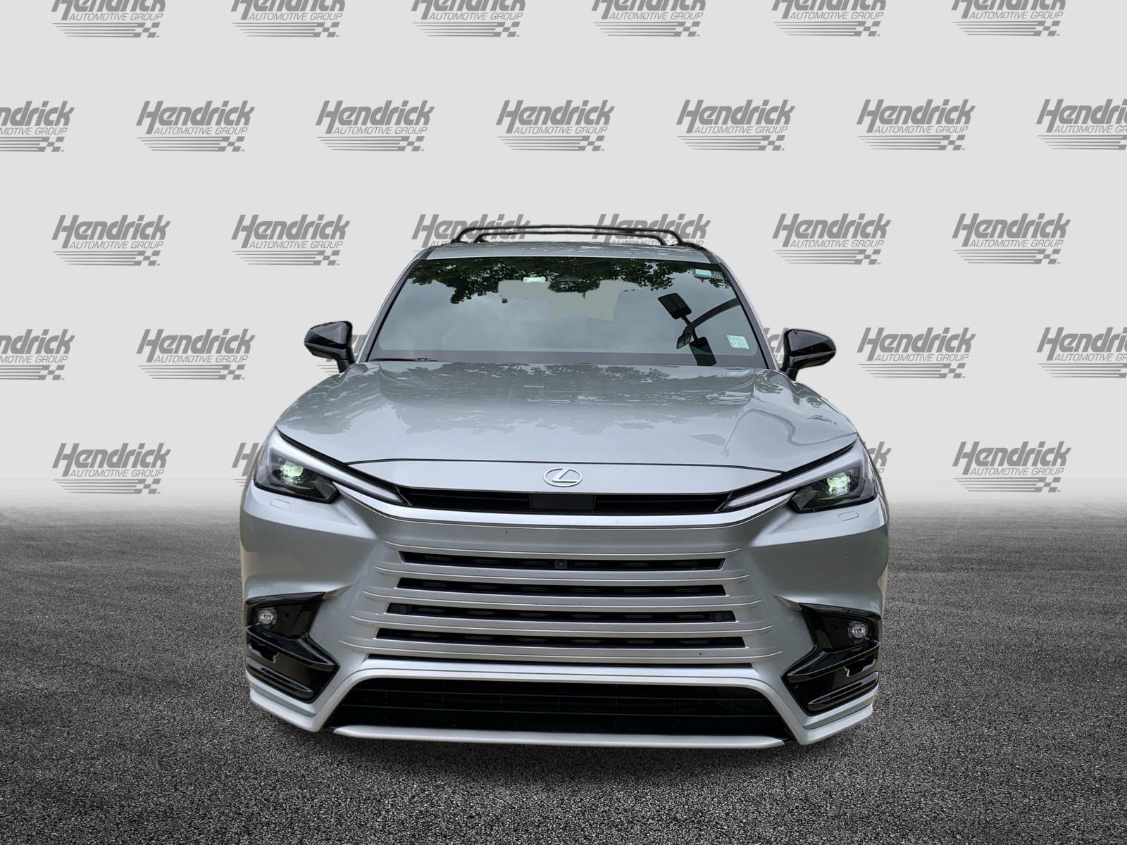 Used 2025 Lexus TX 500h AWD w/ Technology Package image 3