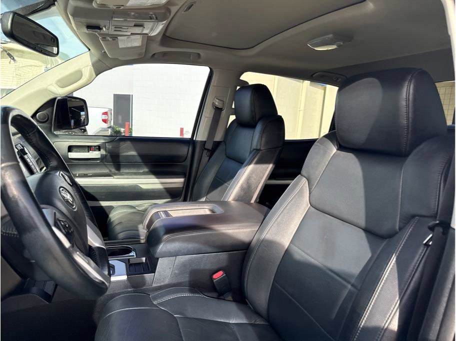 Used 2015 Toyota Tundra Limited w/ Limited Premium Package AWD/4WD image 13