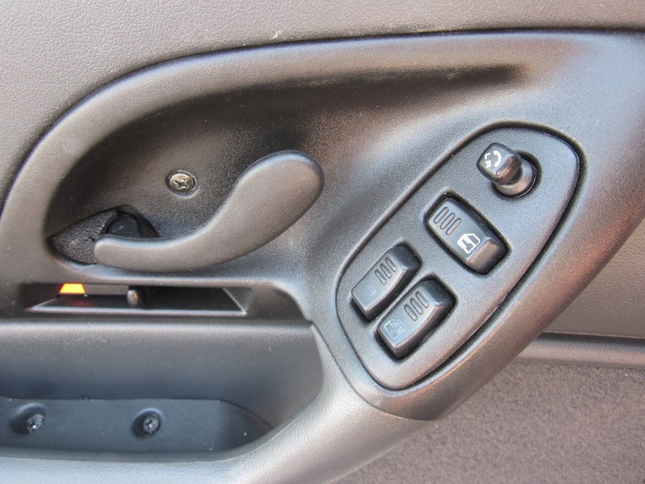 Used 1996 Chevrolet Camaro Z28 RWD image 22