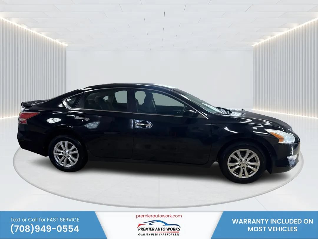 Used 2014 Nissan Altima 2.5 S w/ Sport Value Package FWD image 8