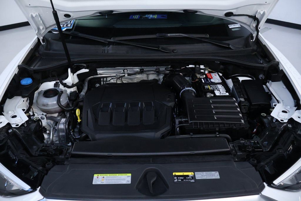 Used 2020 Audi Q3 2.0T Premium w/ Convenience Package image 39