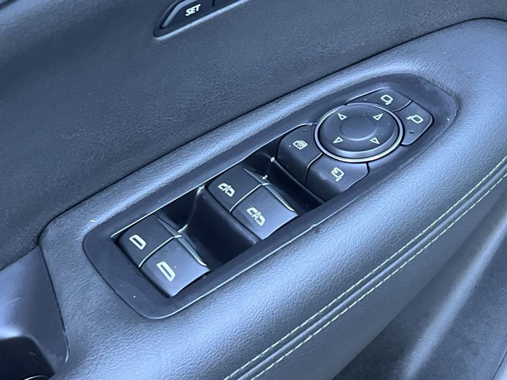 Used 2024 Cadillac XT6 Premium Luxury image 13