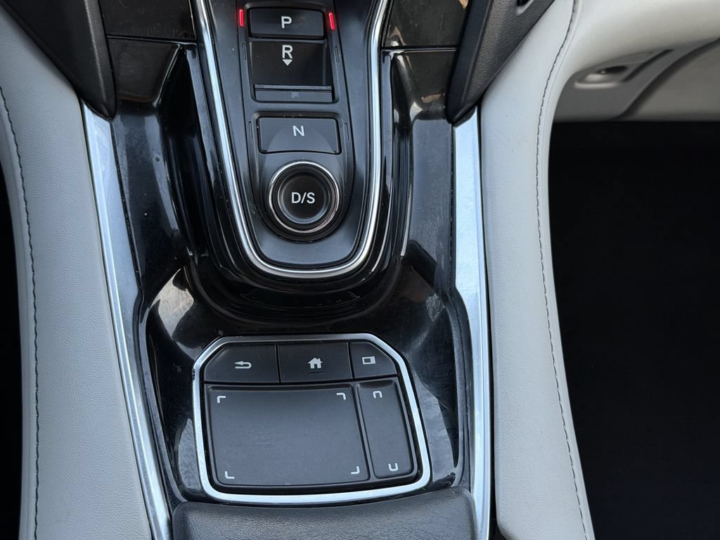 Used 2020 Acura RDX w/ Technology Package FWD image 24