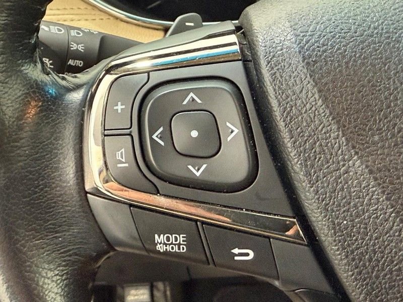 Used 2016 Toyota Avalon XLE Premium image 15